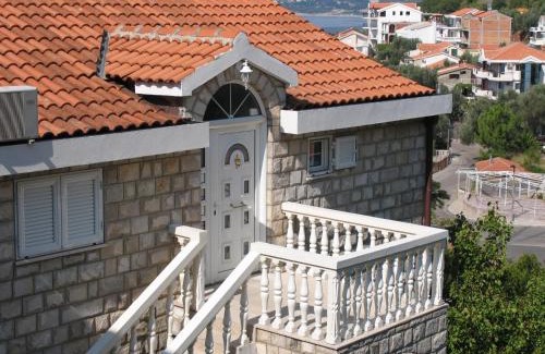 Sveti Stefan Apartment | Apartments Sana