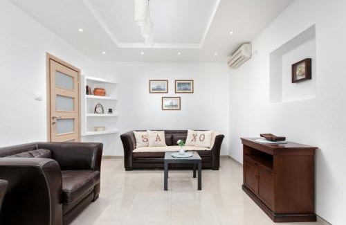 Prcanj Apartment | Apartments Saxo