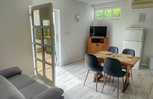 Brist Apartment | Apartments Sea View (105461-A1) - Brist
