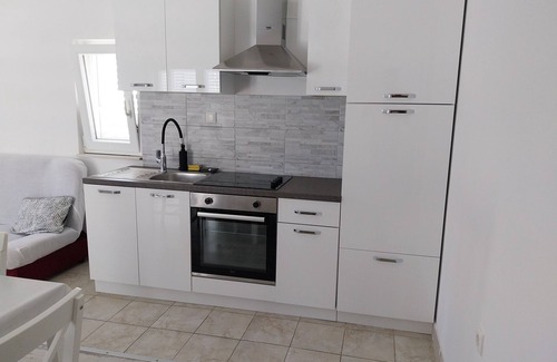 Zaboric Apartment | Apartments Senka (58121-A2) - Zaboric (Sibenik)