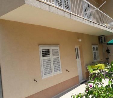 Bili brig Apartment | Apartments Smiljana Mucić