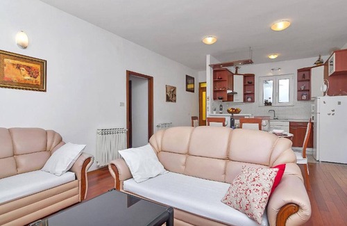 Bili brig Apartment | Apartments Smiljka (116461-A1) - Makarska