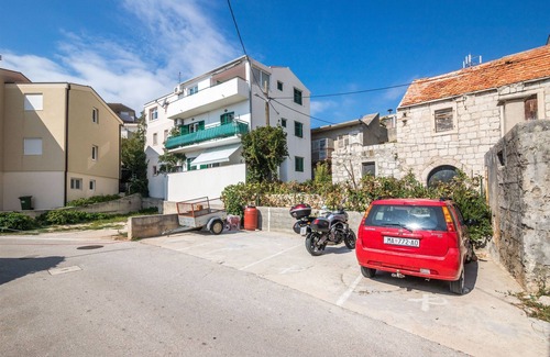 Igrane Apartment | Apartments Tolj (37031-A1) - Igrane
