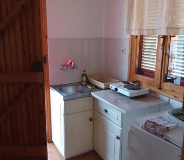 Loutropoli Thermis Apartment | Apartments Villa Myrto
