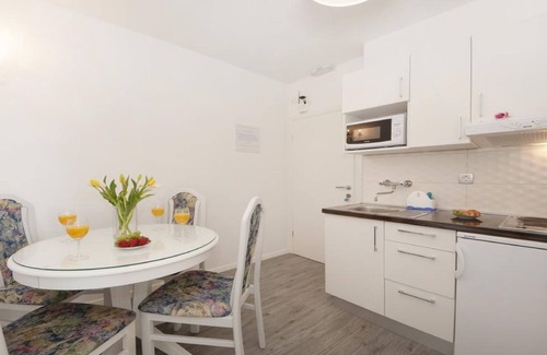 Baska Voda Apartment | Apartments Villa Angela