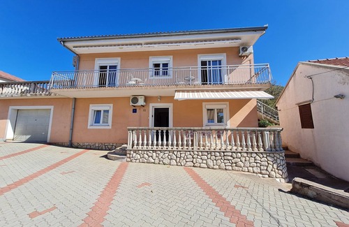Senj Apartment | Apartments Vjenceslava (61921-A4) - Senj