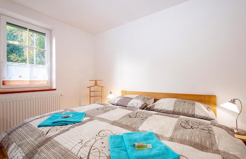 Cerny Dul Apartment | Apartments White - Hill