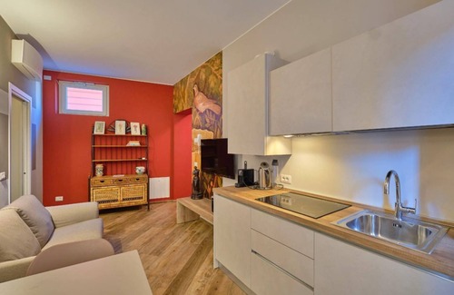 Garda Apartment | ApartmentsGarda - Antiche Mura - Catullo