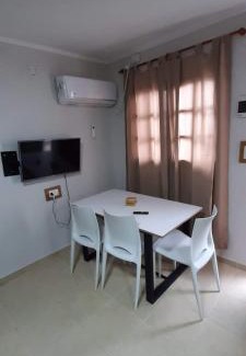Villa Maria Apartment | APARTPIEDRAS-Cochera-Desayuno seco