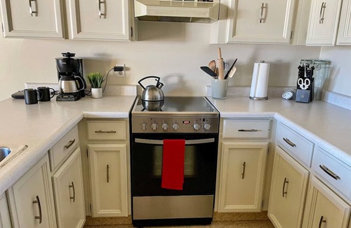 Okanagan-Similkameen Condo | Apex Mountain ~ Sunrise Retreat ~ Heart of The Village