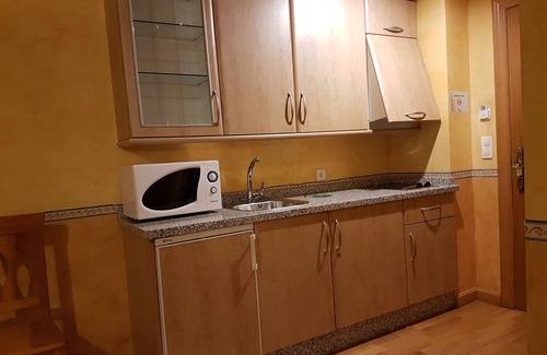 La Baneza Apartment | APH Infanta Mercedes