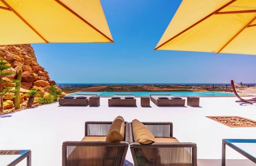 Hammam Bent Djedidi Villa | APOLONYA - Exceptional villa in Hammamet