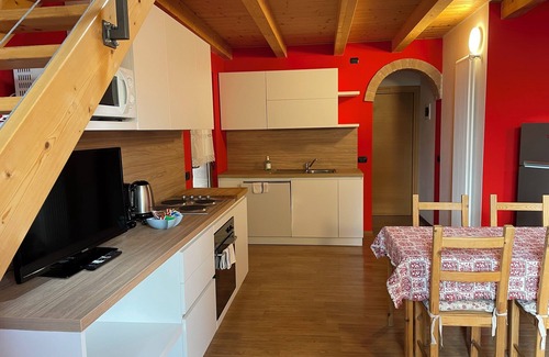 Malcesine Apartment | App 5 Villa P. Ideal for 4 people with pool for a vacation of sports and relaxation