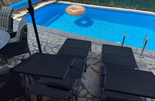 Karigador Apartment | APP Rebecca - private pool