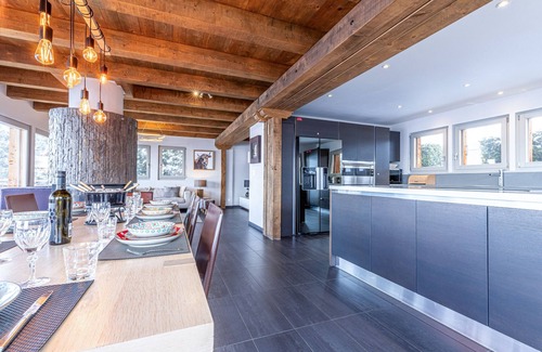 Saint-Pierre-de-Clages Ski Chalet | Appaloosa - FABULOUS & LUXE chalet 12 pers