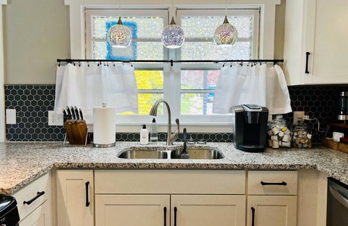 Boone House | Appaltree Bungalow: Two bedrooms in town
