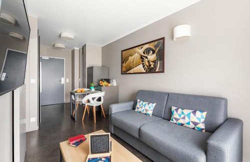 Le Blanc-Mesnil Apartment | Appart’City Confort Le Bourget - Aéroport