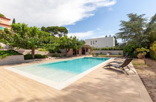 Les Camoins Apartment | Appart Cocon avec piscine et jardin