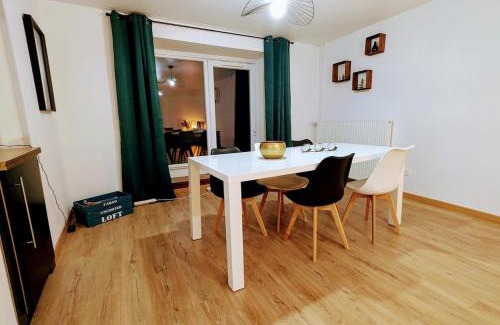 Charmes Apartment | Appart COSY 2 ch avec Terrasse privé & BBQ