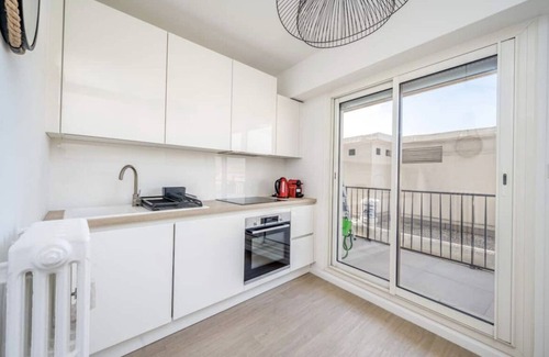 Carnot Apartment | Appart Cosy- Calme et Aperçu Mer- Centre