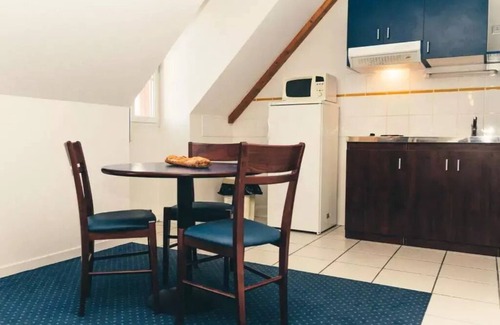 La Roche-Posay Apartment | Appart'Hotel La Roche-Posay - Studio for 2 people