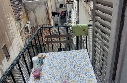 Thiers Apartment | Appart Pour 6 Pers Hyper Centre Métro Noailles, 10 min de la Gare St Charles