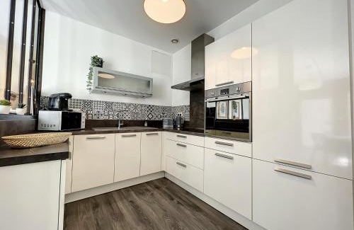 Boujan-sur-Libron Apartment | Appart T3 LE PATIO - avec terrasse