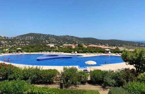 Les Issambres Apartment | Appart. vue mer avec piscine - Golfe de St Tropez
