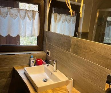 Mezzana House | APPARTAMENT La locanda delle pulci Bio Welness