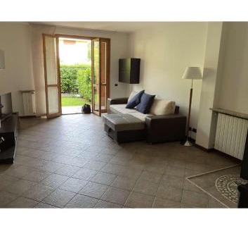 Corgeno Apartment | Appartamento al lago