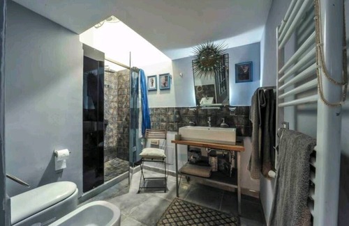 Gianicolo Apartment | Appartamento artistico e designer trastevere