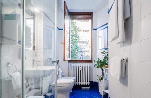 Vigentino Apartment | Appartamento Blu a Milano zona Ripamonti vicino allo IEO