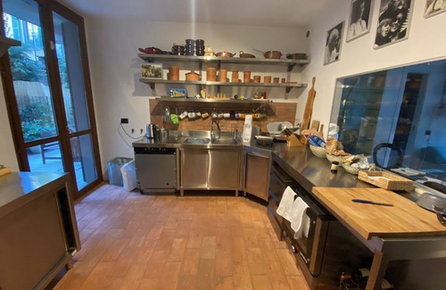 Lorenteggio Apartment | Appartamento con Giardino Privato sul Naviglio Grande a due Passi Dalla Movida