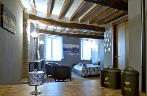 Parma City Centre Apartment | Appartamento Fontana