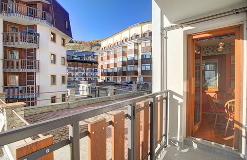 Sestriere Apartment | Appartamento Fraiteve Ski In Ski Out 300m, Sestriere, Italy