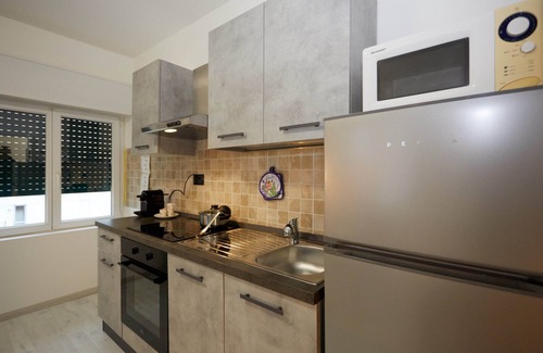 Castello d'Aviano Apartment | Appartamento Moderno per 6 Aviano A/C Parking
