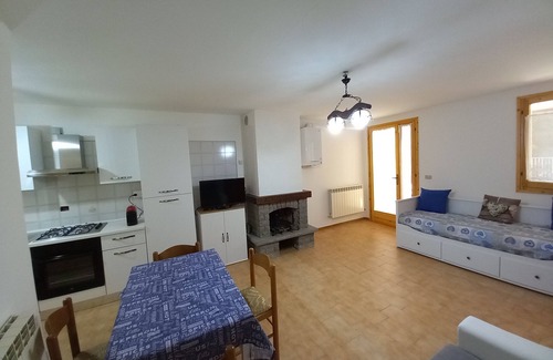 Pievepelago Apartment | 🏡🌳🏡🌳appartamento con giardino, ingresso indipendente e caminetto