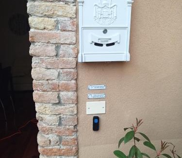 Vaccarolo Apartment | APPARTAMENTO LAKE GARDA ibiscus di Francia