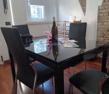 Vaccarolo Apartment | APPARTAMENTO LAKE GARDA ibiscus di Francia