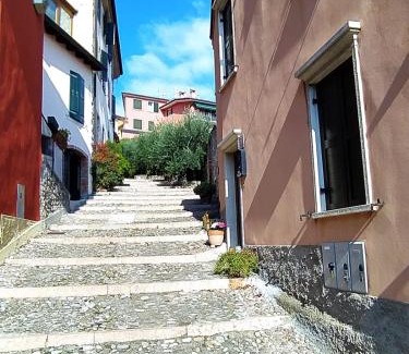 Cavaion Veronese Apartment | Appartamento La Scaletta