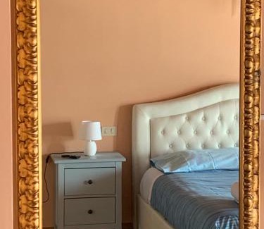 Lugo Apartment | Appartamento Luce- 2 camere da letto-Centro storico-Parcheggio privato gratuito