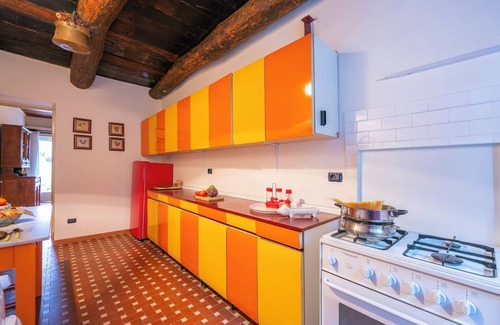 Lisanza House | Appartamento Luna, Sesto Calende, Italy