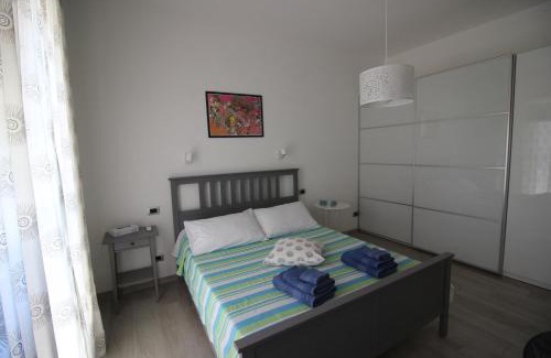 Quartiere XXXIV Lido di Ostia Levante Apartment | Appartamento Lungomare Toscanelli
