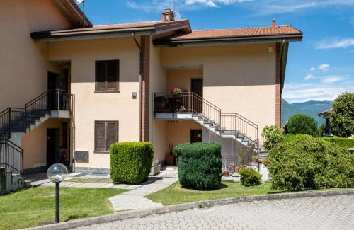 Porto Valtravaglia Apartment | Appartamento Margherita