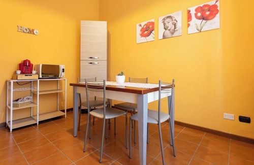 Novara Condo | [Appartamento privato] The Novara Gateway