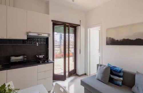 Quartiere XXVIII Monte Sacro Alto Apartment | Appartamento Roma Nomentana