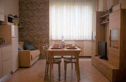 Valbrona Apartment | Appartamento Timeless con piscina e tennis