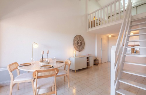 Rayol-Canadel-sur-Mer Apartment | Appartement Rayol-Évasion vue mer - Welkeys
