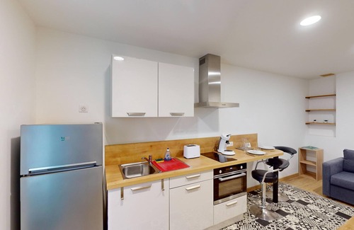 Saint-Vaast-la-Hougue Apartment | Appartement 2 Pers Rénové à Neuf