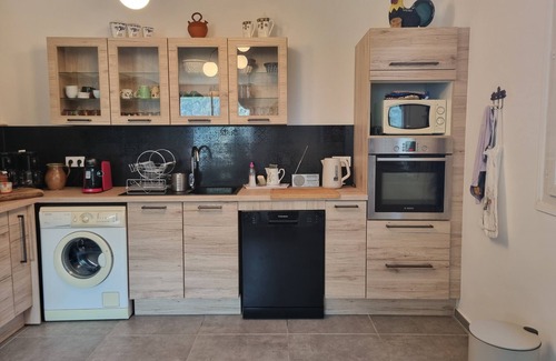 Santo-Pietro-di-Tenda Apartment | Appartement Dans une Residence Familliale